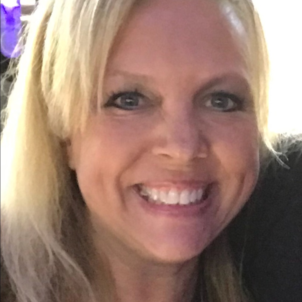 Meet your Posher, Helaina